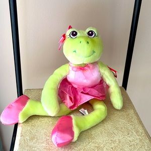 Aurora -Fressia plush ballerina frog